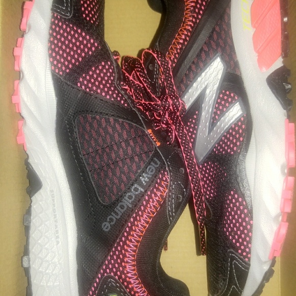 new balance 610v5 womens